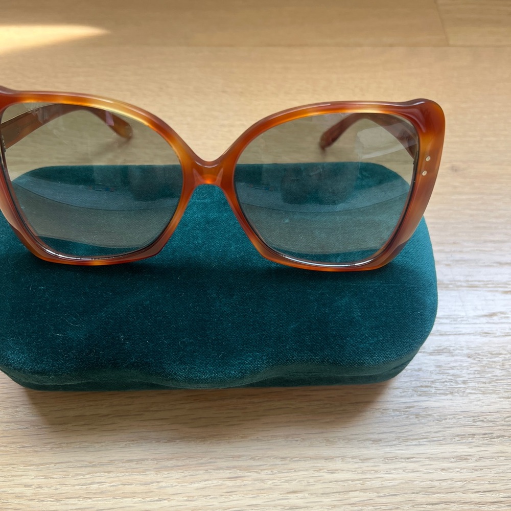 Gucci sunglasses